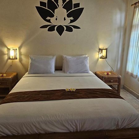 Hotel Chonos Lovina Екстериор снимка