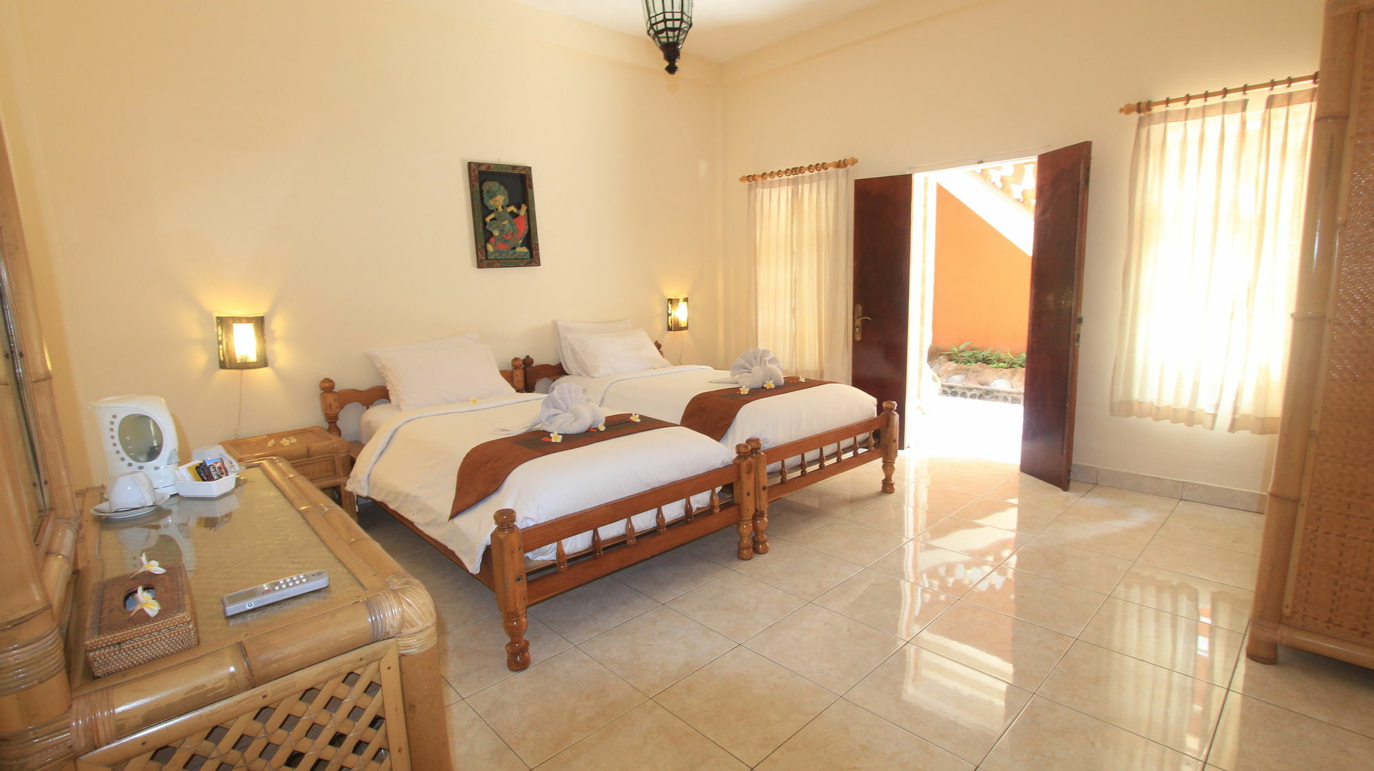 Hotel Chonos Lovina Екстериор снимка